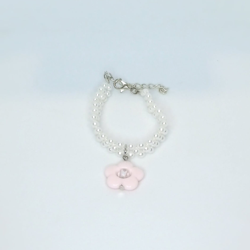 Pearl Bracelet with Flower