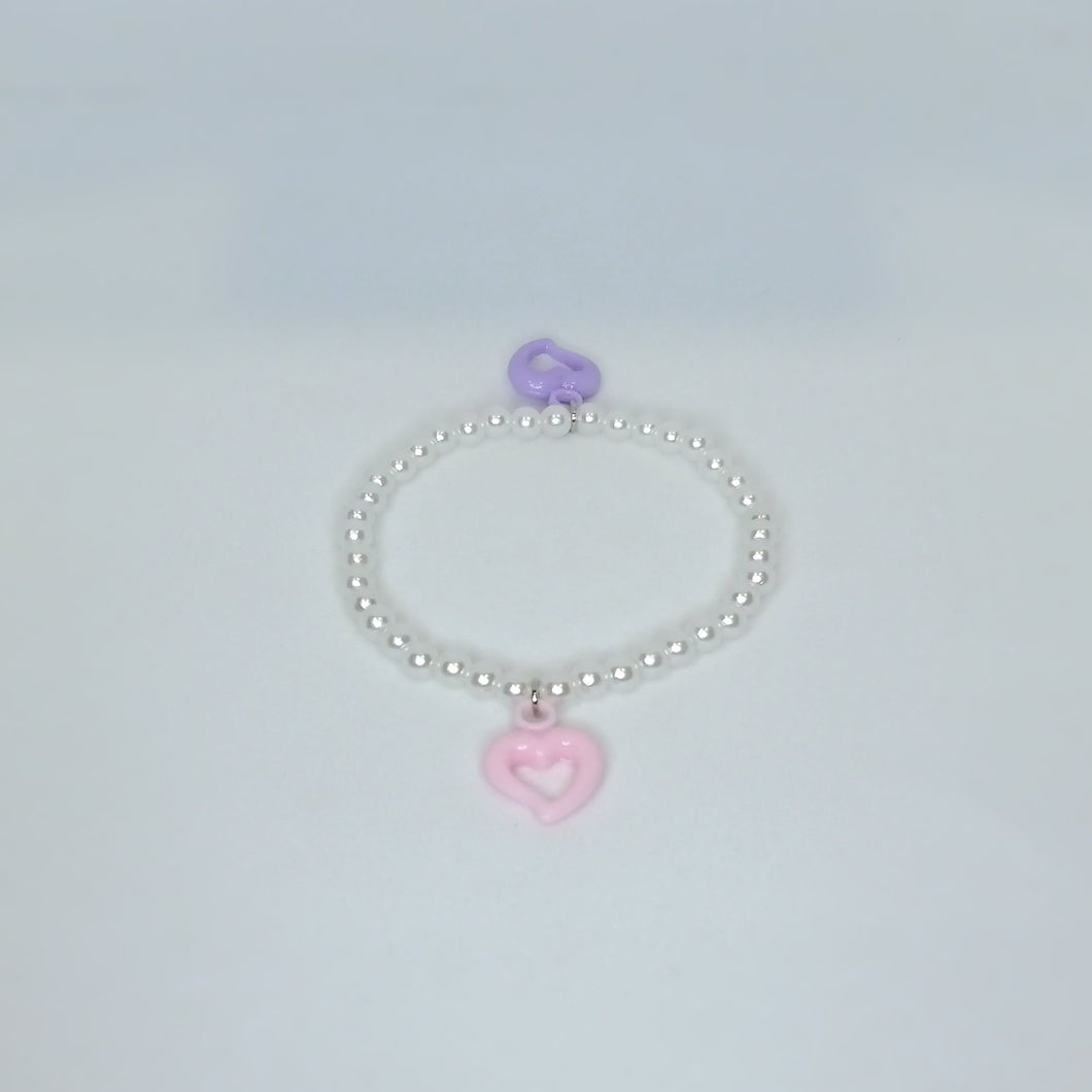 Pearl Bracelet with Pink and Purple Hearts