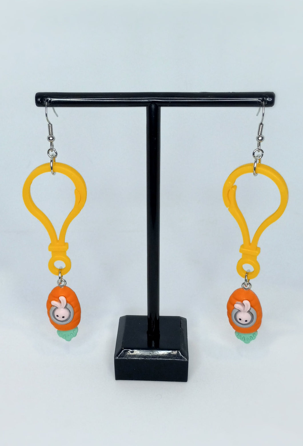 Keychain Earrings - Carrot Spaceship with Bunny